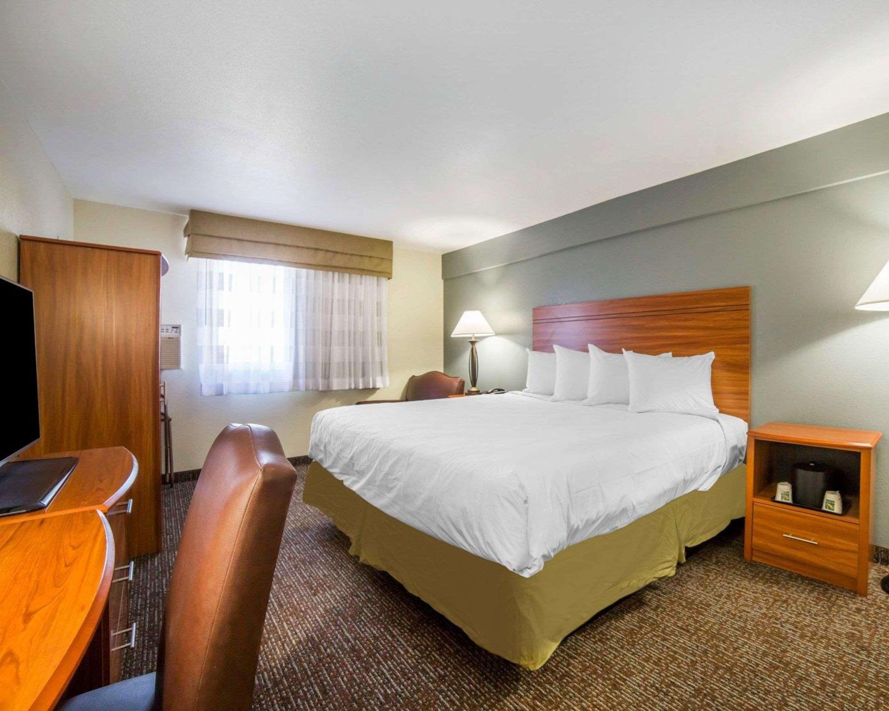 Quality Inn Gillette I-90 East Buitenkant foto