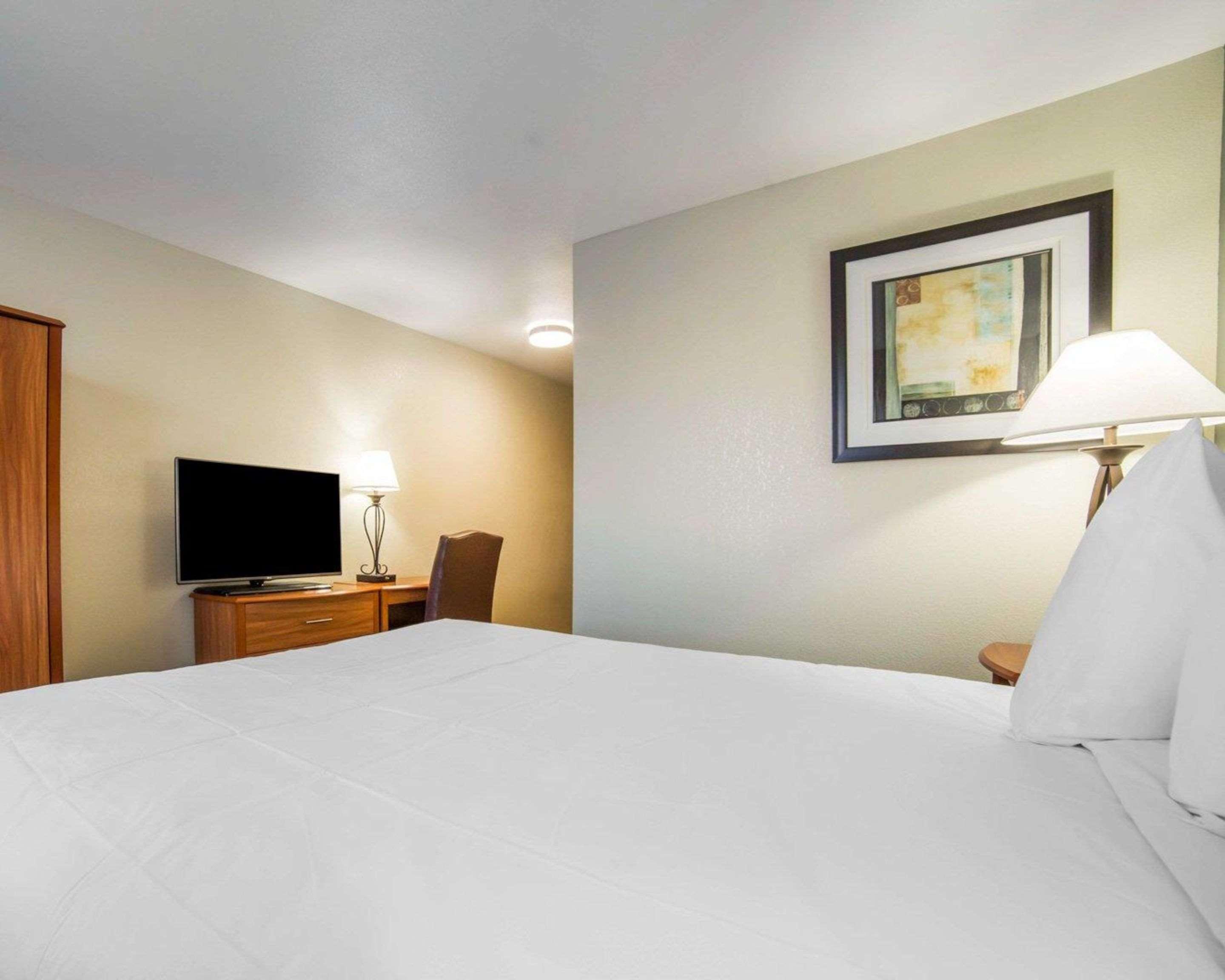 Quality Inn Gillette I-90 East Buitenkant foto