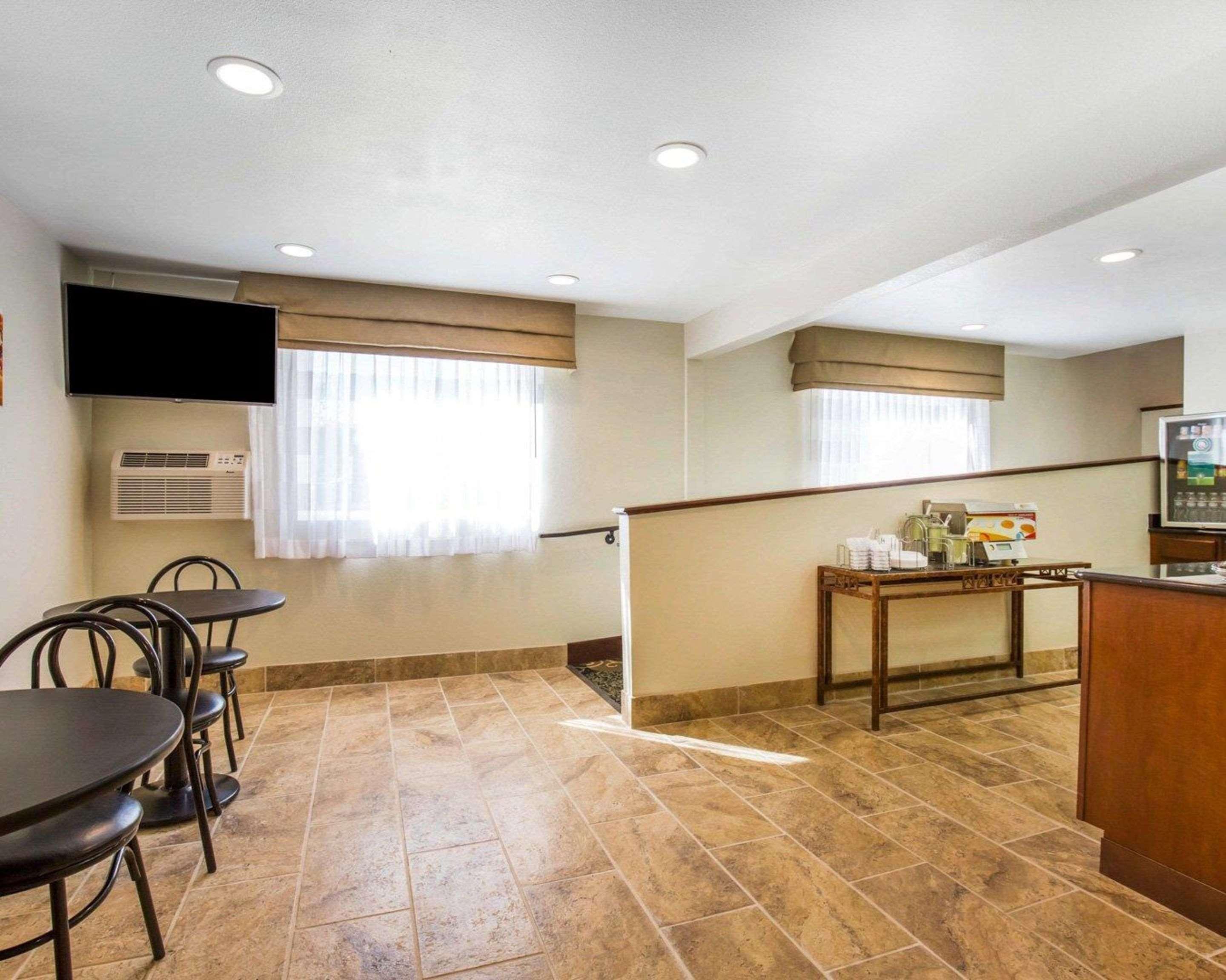 Quality Inn Gillette I-90 East Buitenkant foto