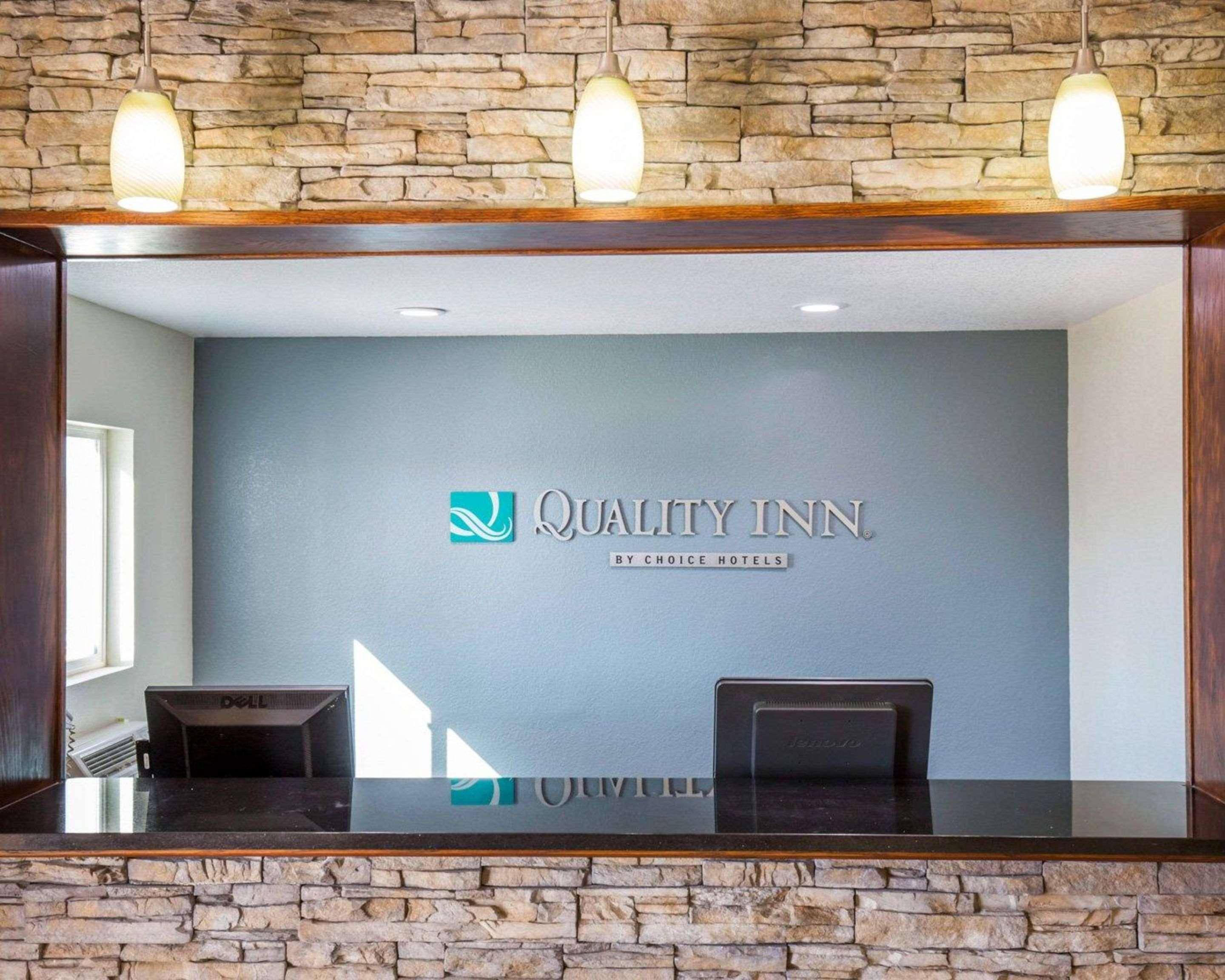 Quality Inn Gillette I-90 East Buitenkant foto